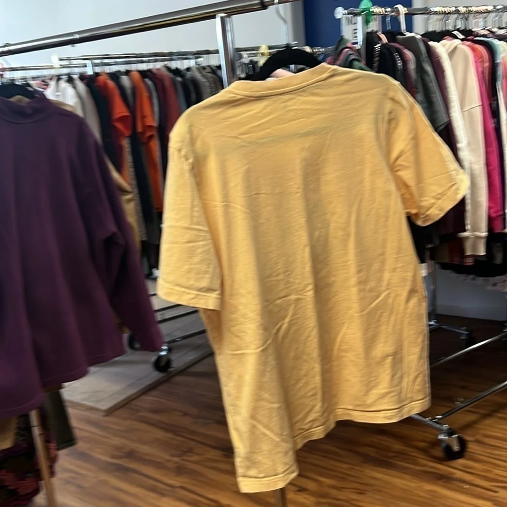 Adidas size large tee